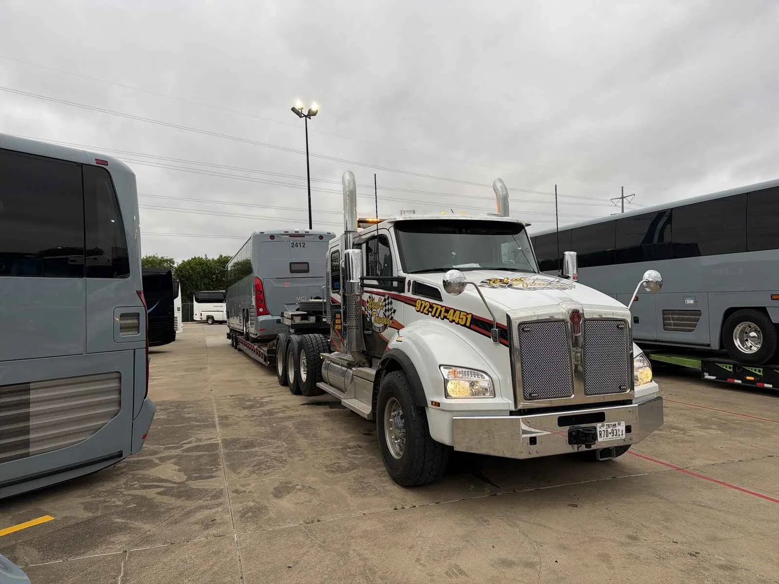 chubs transport bus 15